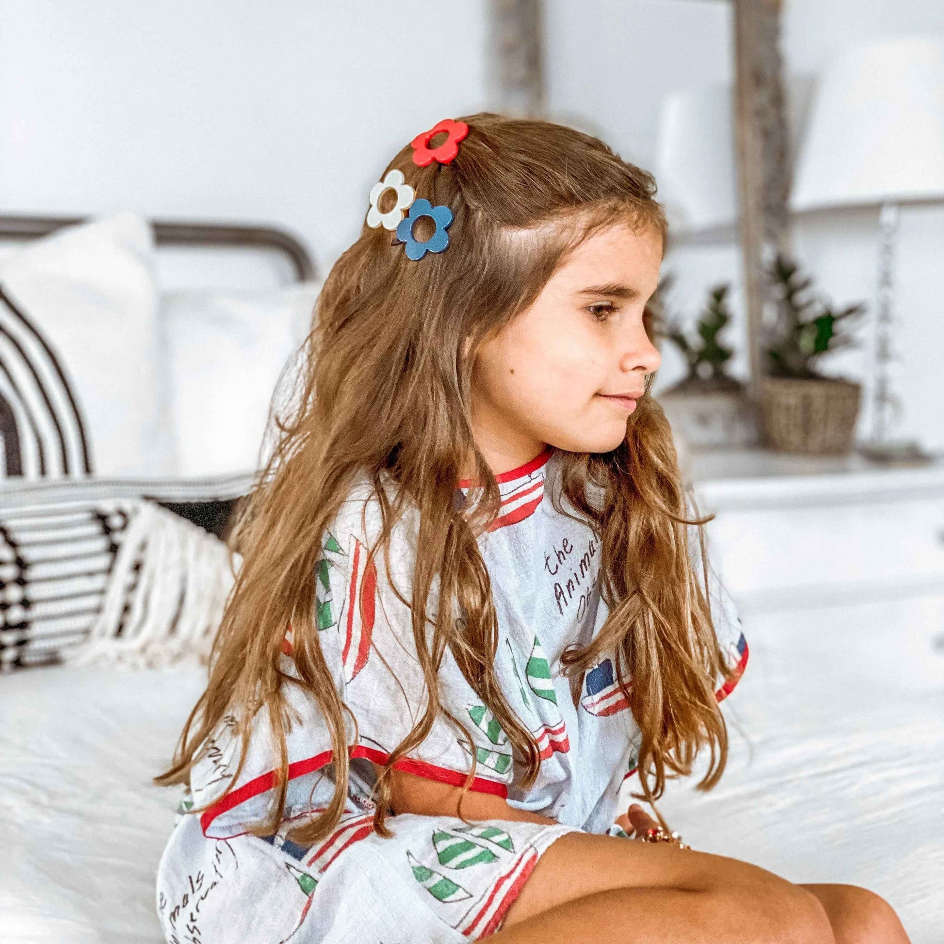 MINI DAISY HAIR CLIP