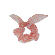 Load image into Gallery viewer, DAISY BABY SCRUNCHIE
